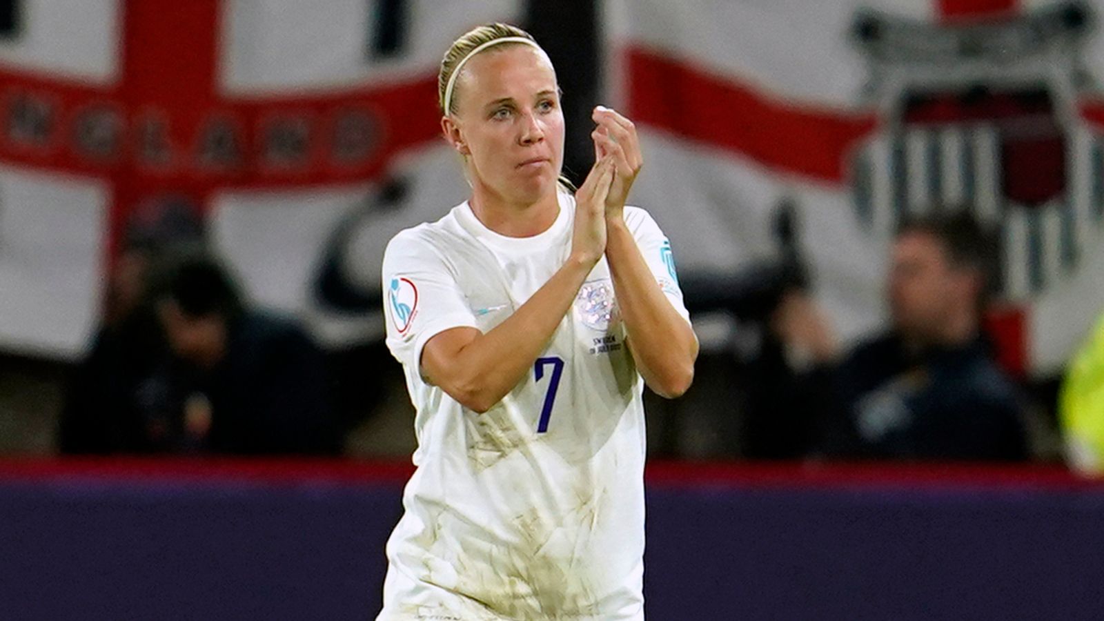 England Women: Beth Mead ของ Arsenal สามารถถูกเรียกคืนได้หรือไม่เมื่อ Sarina Wiegman ประกาศทีม Nations League?  |  ข่าวฟุตบอล