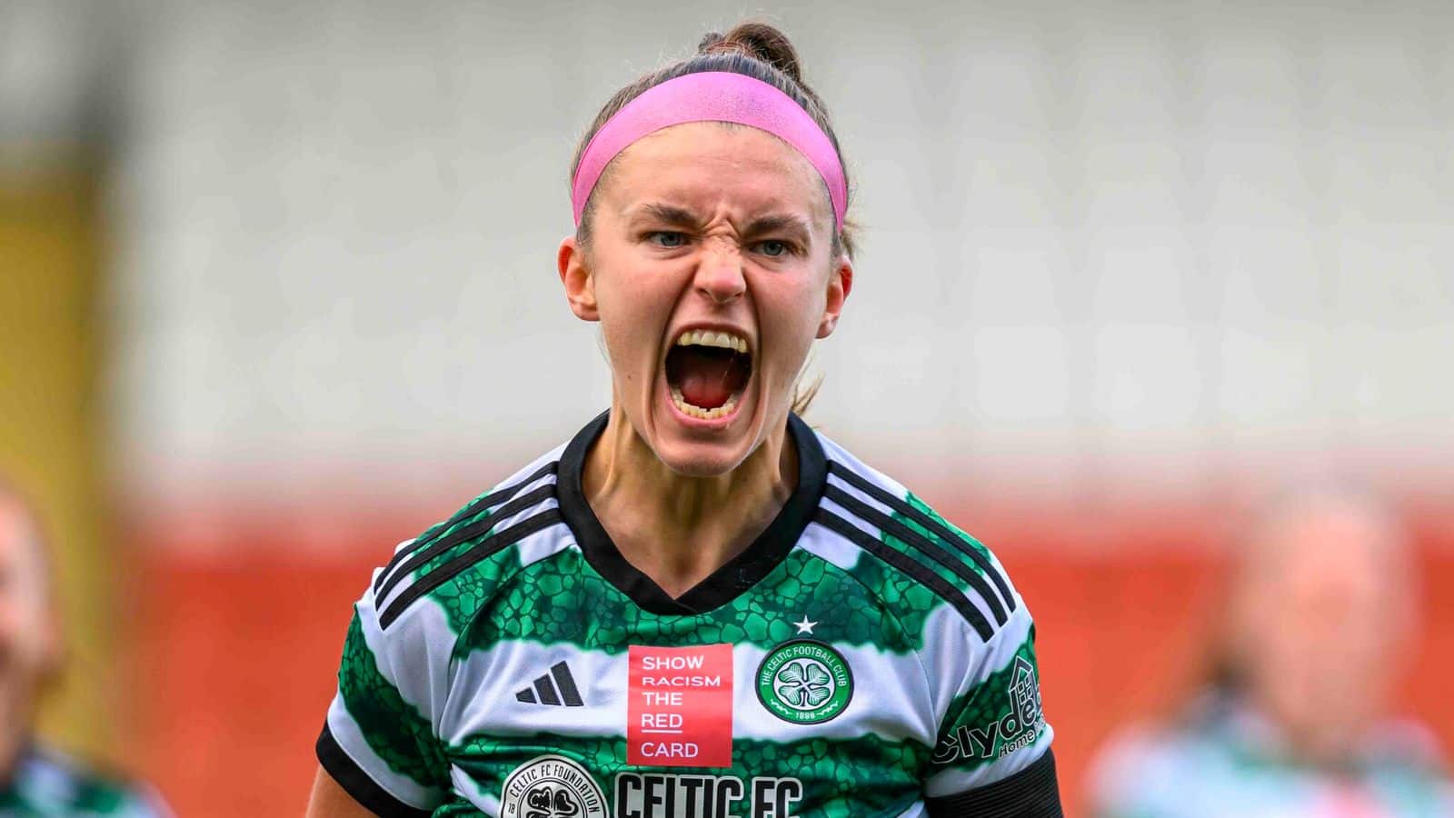 Caitlin Hayes ของ Celtic ได้รับรางวัลผู้เล่นพรีเมียร์ลีกหญิงชาวสก็อตประจำเดือนธันวาคม |  ข่าวฟุตบอล